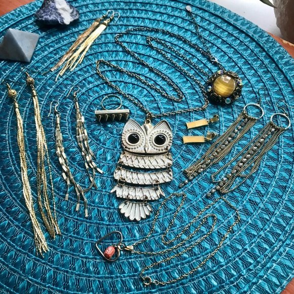 My Owl's Treasure ~ Costume Jewelry Lot - 9 Pieces Women Teens Gold Yellow White - Picture 8 of 9